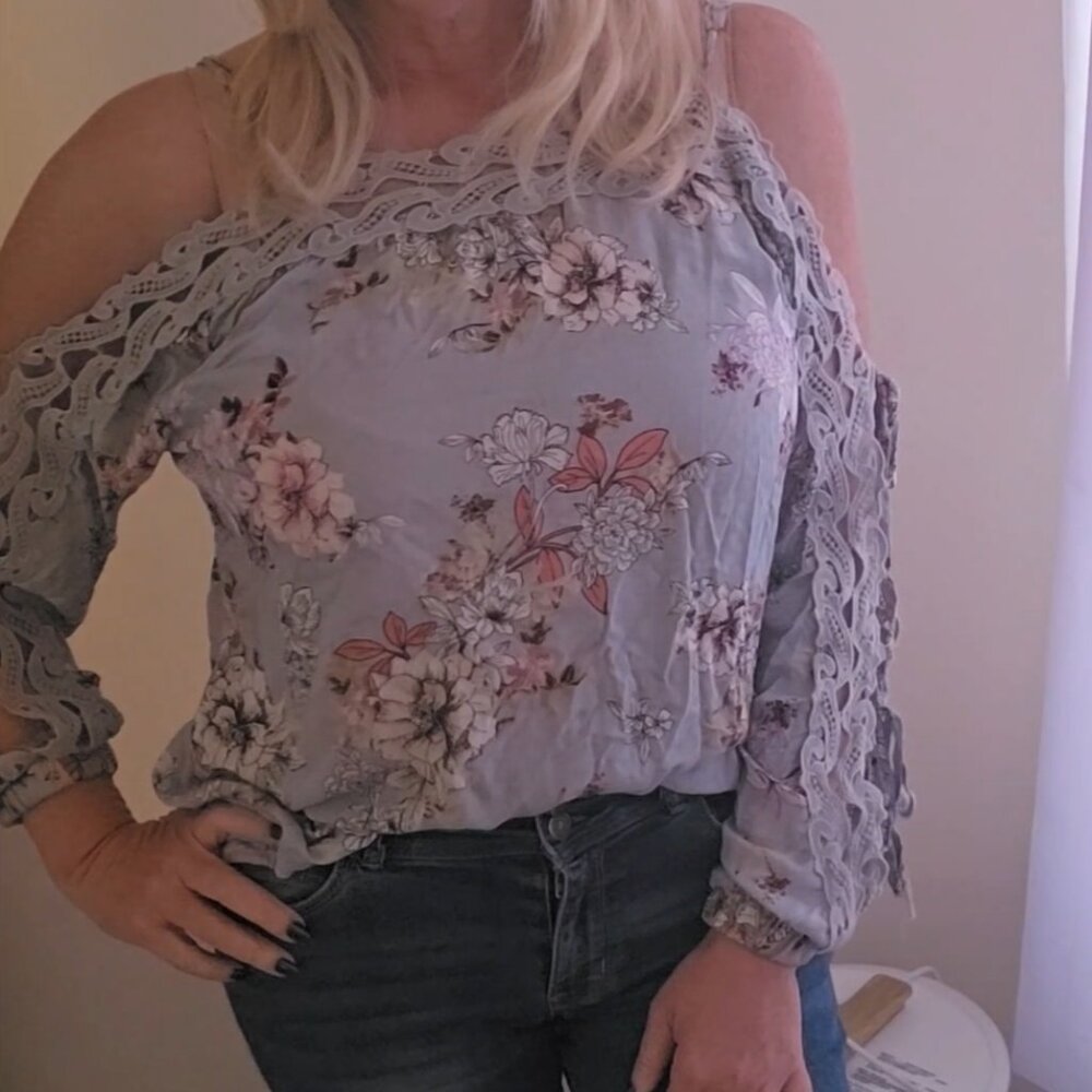 Ladies blouse